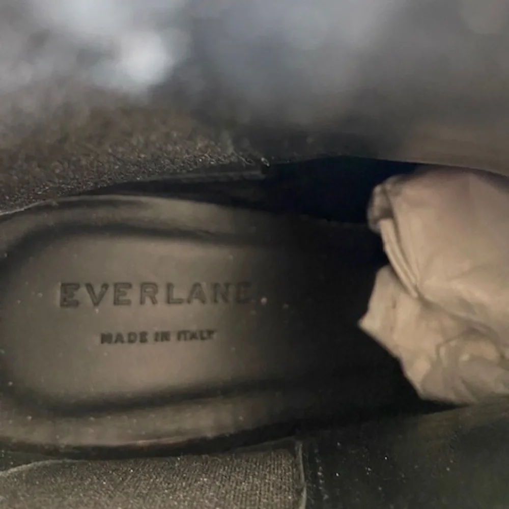 NIB Everlane Black Leather Bootie - Made in Italy - Size 7.5 - Picture 4 of 6